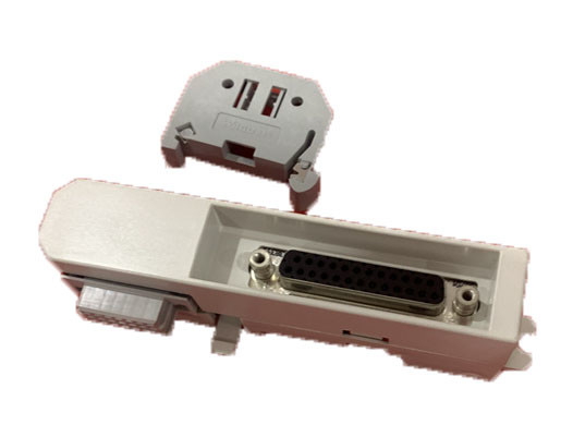 ABB TB805 3BSE008534R1 बस आउटलेट मॉड्यूलबस एक्सटेंशन कॉर्ड एडाप्टर D-Sub 25