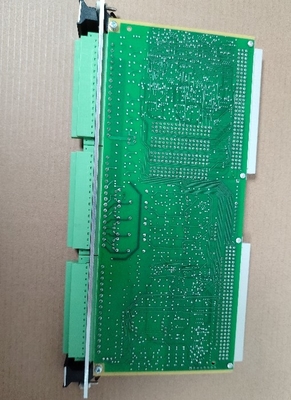 IOC4T 200-560-000-114 I/O कार्ड सिग्नल इंटरफेस मशीन सुरक्षा और बुनियादी स्थिति निगरानी के रूप में कार्य करता है