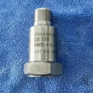 CE110 110-100-CT-VO कंपन त्वरण सेंसर