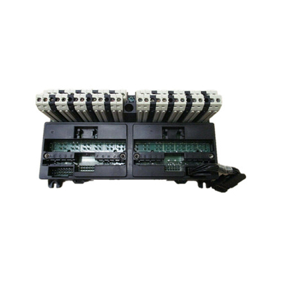 IC670CHS002 GE Fanuc GE फील्ड I/O बेस बैरियर स्टाइल टर्मिनल ब्लॉक बॉक्स स्टाइल जनरल इलेक्ट्रिक