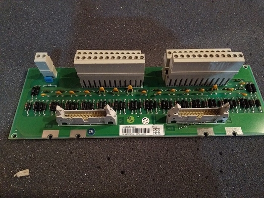 DSTA155P ABB S100 I/O टर्मिनेशन यूनिट्स कनेक्शन यूनिट PLC स्पेयर पार्ट्स 3BSE018323R1