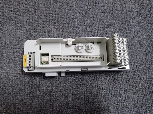 TU891 ABB PLC मॉड्यूल टर्मिनेशन यूनिट बेस S800 I/O 3BSC840157R1