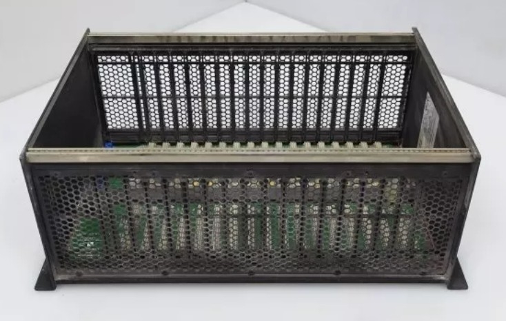IC698CHS017 GE PACSystems RX7i रैक 17 स्लॉट फ्रंट एंड रियर माउंट CPU और I/O कॉन्फ़िगरेशन