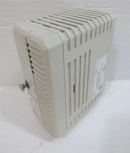RFO800 P-HB-RFO-80010000 औद्योगिक स्वचालन प्रणालियों के लिए एबीबी पीएलसी मॉड्यूल इंटरफ़ेस